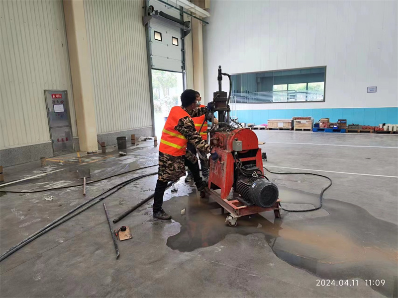 垦利厂房地面下沉塌陷注浆加固施工